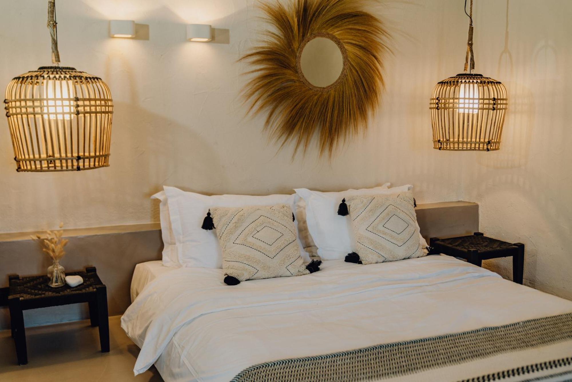 Seesoo Paros Beachfront Resort (Adults Only) Pounda Exterior photo